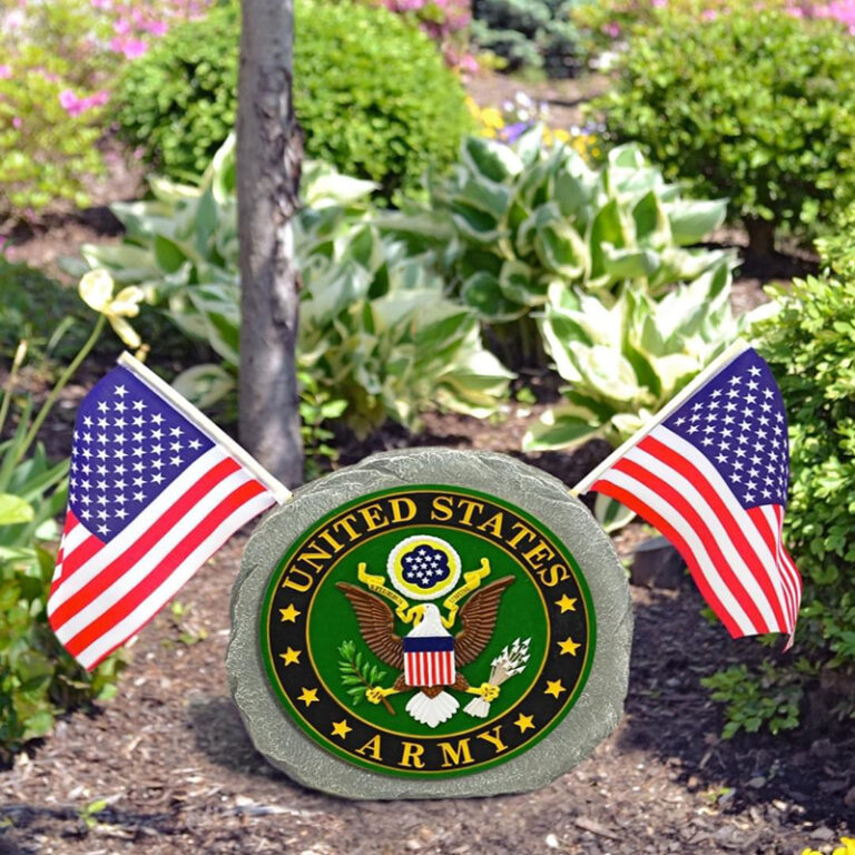 Red Carpet Studios United States Army garden ornament